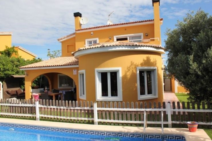 Eine wunderschne Familien Villa privatem Pool wartet Sie - Haus kaufen - Bild 1