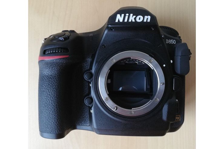 Nikon D850 Body Profikamera Neuzustand Nikon D850 Body Profikamera Neuzustand - Digitale Spiegelreflexkameras - Bild 1