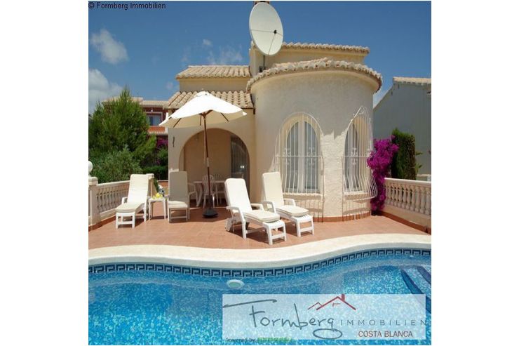 Kleine mediterran spanische Villa Zitronengelb Pool - Haus kaufen - Bild 1