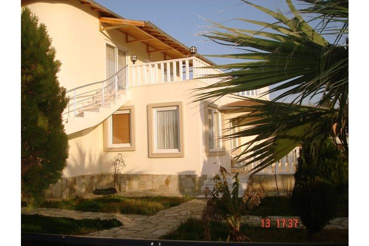 PROVISIONSFREI Gepflegte Villa ruhiger Lage - Haus kaufen - Bild 1