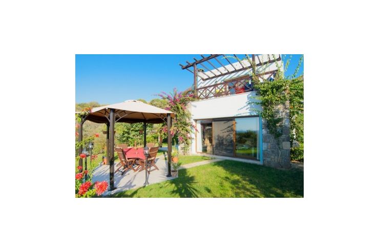Villa mit PrivatGarten und vollem Meerblick in Bodrum *** in Bodrum