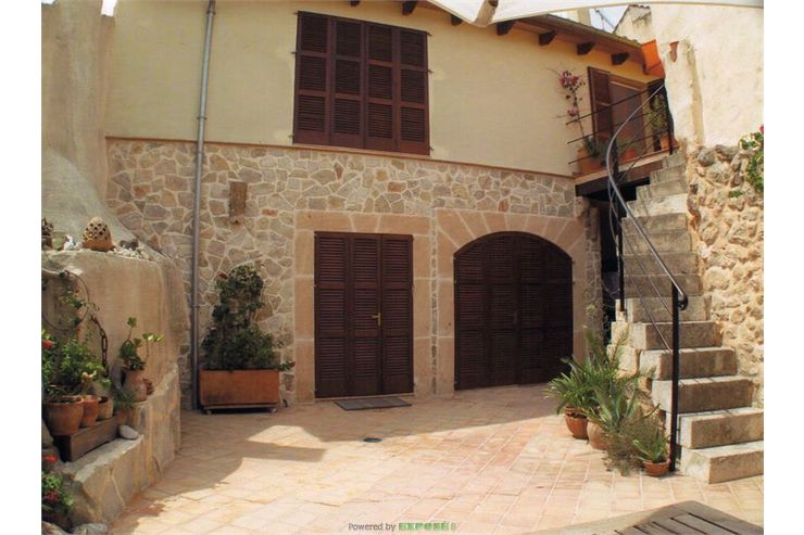 Mallorca Hochwertig umgebautes Stadthaus idyllischen Dorf - Haus kaufen - Bild 1