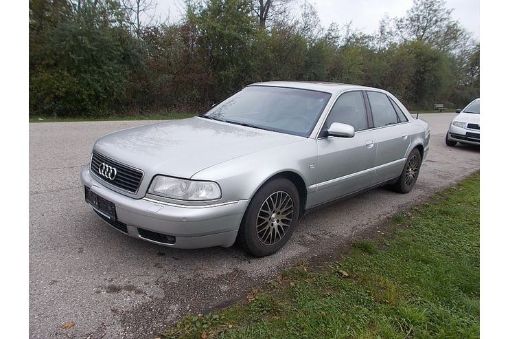 Audi A8 quattro 4 2 Tiptronic - Autos Audi - Bild 1