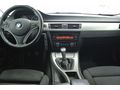 BMW 318d Touring sterreich Paket Sportsitze XENON Einparkhilfe Fernlichtassistent - Autos BMW - Bild 12