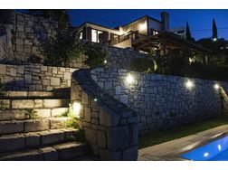 Luxus Villa Insel Kreta Ort Agia Pelagia mitten grünen - Haus kaufen - Bild 1