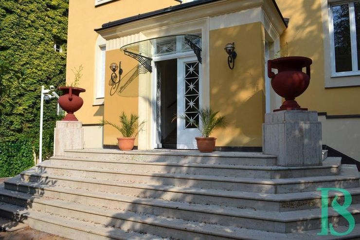 Stilvoll Extravagant Außergewöhnlich Villa parkähnlichem Garten - Haus kaufen - Bild 1