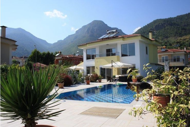 Exclusive Luxusvilla Alanya Oba - Haus kaufen - Bild 1