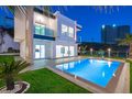 4 1 Luxus Villa privat Pool tollem Meerblick - Haus kaufen - Bild 2