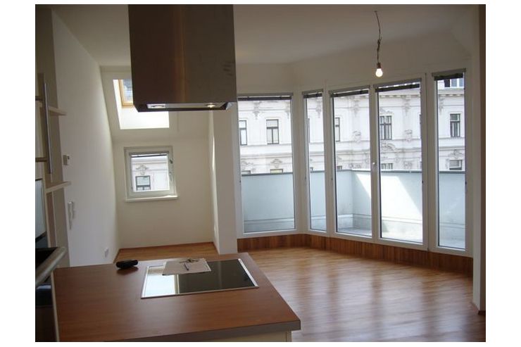 3 Zi DG Balkon Mariah - Wohnung mieten - Bild 1