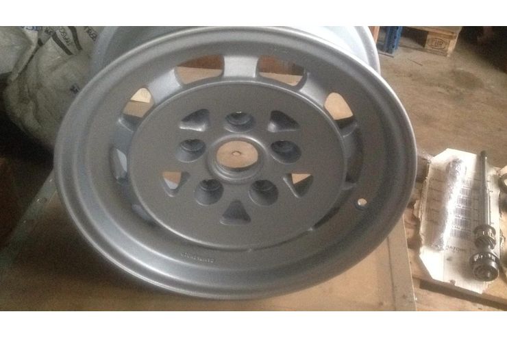 Wheel rim 7x15 for Lamborghini Espada series 3 - Kfz-Teile - Bild 1