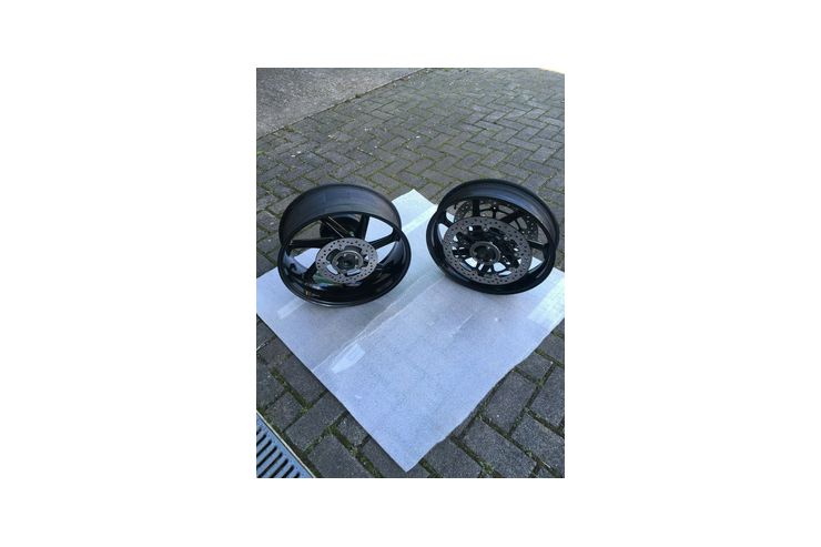 BMW S1000RR K67 Carbon Felgensatz NEU - Motorrad Reifen & Felgen - Bild 1