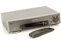 PANASONIC Super VHS Videorecorder - Video Recorder - Bild 1