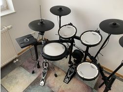 Roland TD 17 KVX E Drumset Hocker - Weitere Instrumente - Bild 1