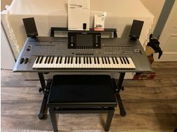 Yamaha Tyros 5 61 Tasten Black Edition - Keyboards & E-Pianos - Bild 1