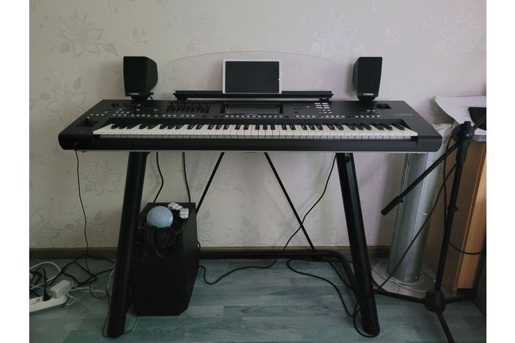 Yamaha Genos 76 Tasten Elektrisches Keyboard - Keyboards & E-Pianos - Bild 1