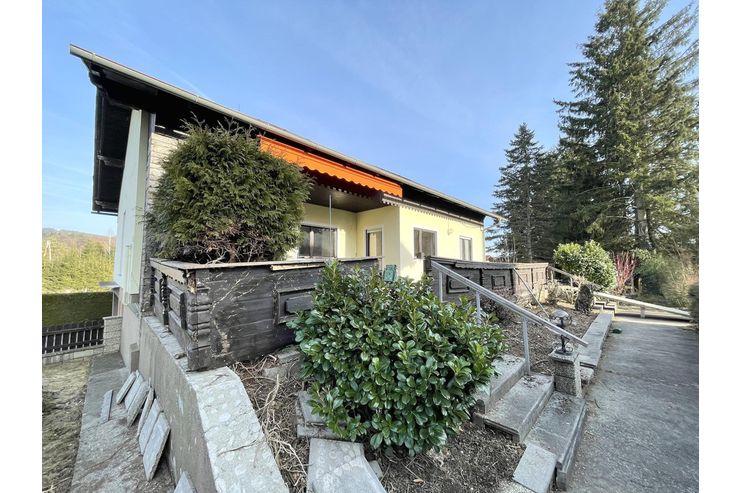 Geräumiger Bungalow Grünfläche Terrasse - Haus kaufen - Bild 1