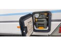 Knaus Azur 460 Radio TV Autark Batterie - Wohnwagen - Bild 15