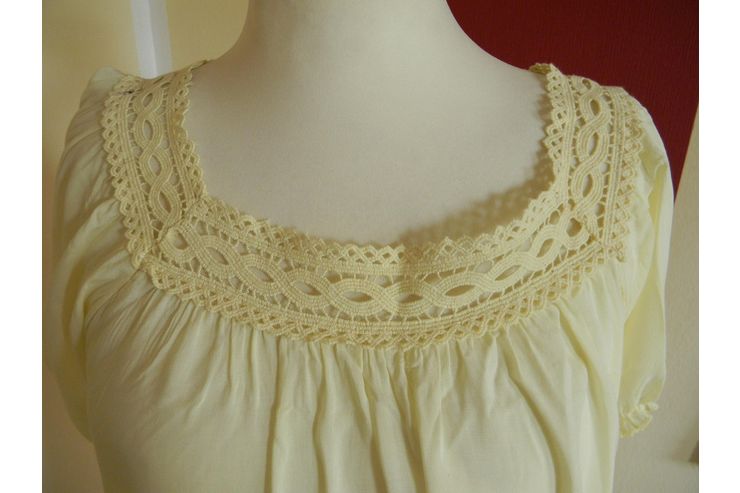 Bluse modern flippig - Gren 44-46 / L - Bild 1