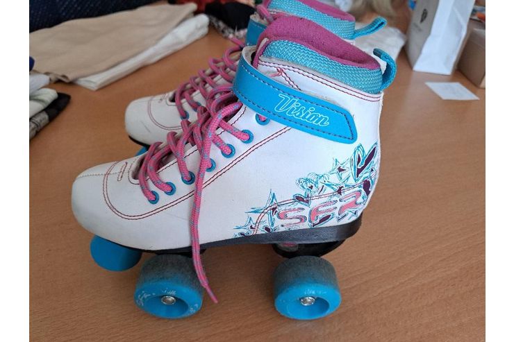 Rollschuhe Gr 34 - Inlineskates & Rollschuhe - Bild 1