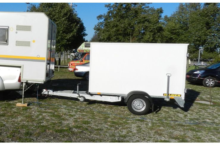 Anhnger Kofferaufbau verlngerte Deichsel - Kastenanhnger & Kipper - Bild 1