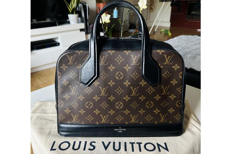 Louis Vuitton LV Dora MM Noir Monogram - Taschen & Ruckscke - Bild 1