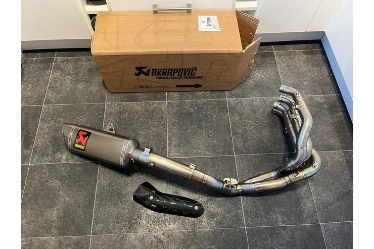 Akrapovic R D Honda CBR1000RR - Motorrad-Teile - Bild 1