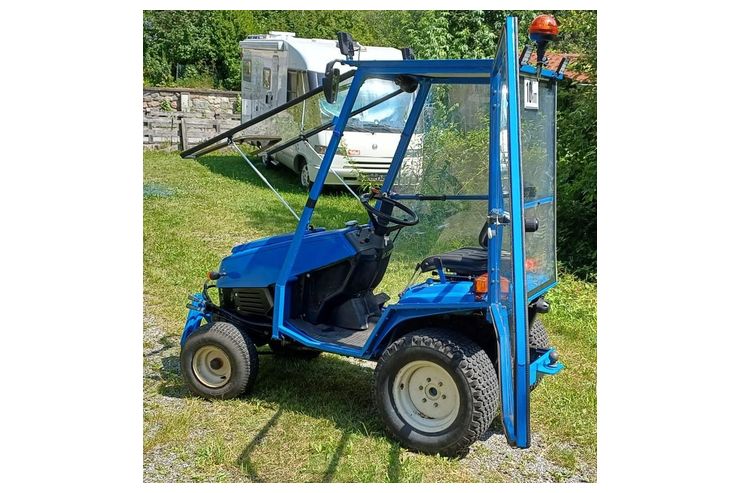 Iseki SG 173H Kleintraktor - Mher & Mulcher - Bild 1