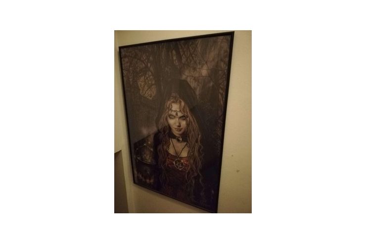 Victoria Frances Beautiful Witch 60x90 - Poster, Drucke & Fotos - Bild 1