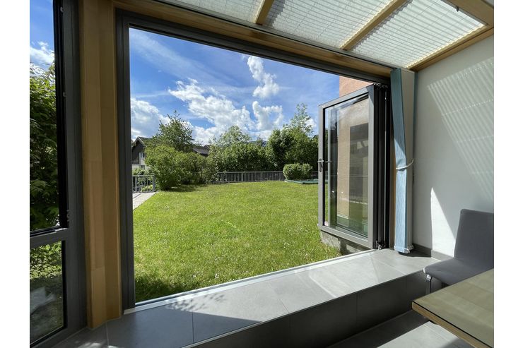 Mit direktem Gartenzugang Tiefgarage - Wohnung kaufen - Bild 1