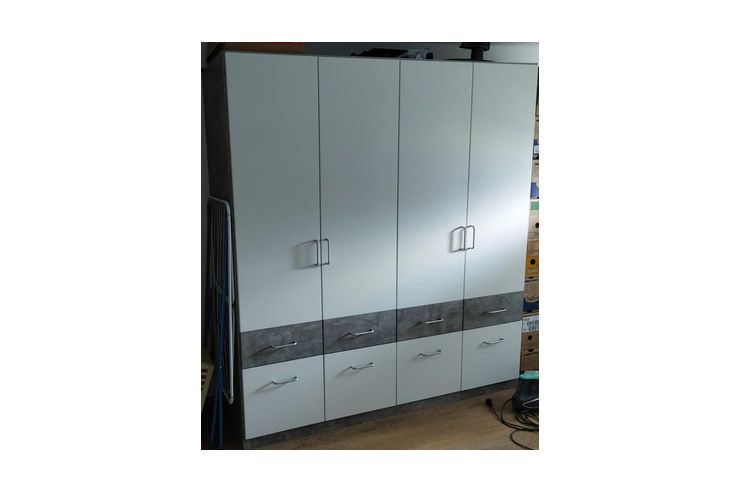 Kleiderschrank - Kleiderschrnke - Bild 1