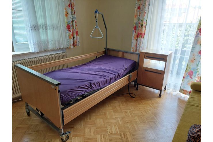 Pflegebett - Pflegebetten - Bild 1