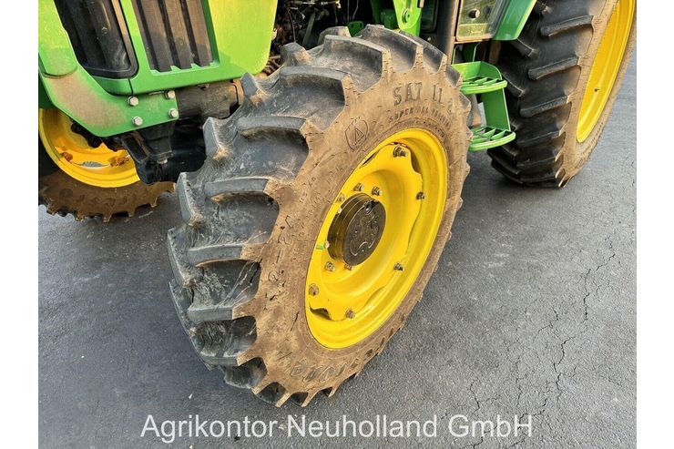 2003 John Deere 5220 Tractor 4x4 - Zubehr - Bild 1