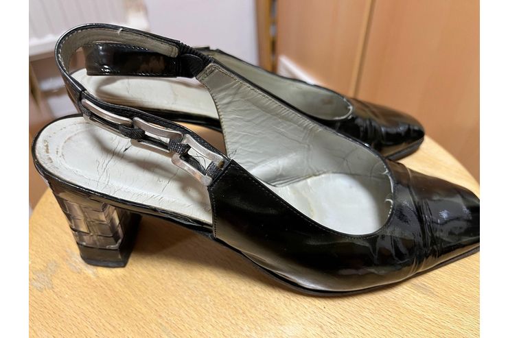Schuh schwarz Lackleder - Gre 37 - Bild 1