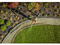 Rollrasen verlegen - Gartendekoraktion - Bild 1