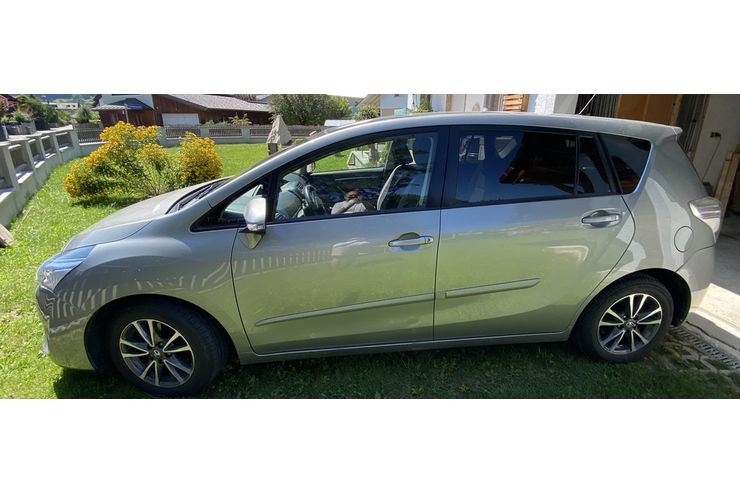 Toyota Corolla Verso - Autos Toyota - Bild 1