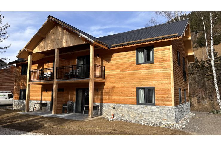 Ferienwohnung Chalet moderne 3 Zi Wohnung - Wohnung kaufen - Bild 1