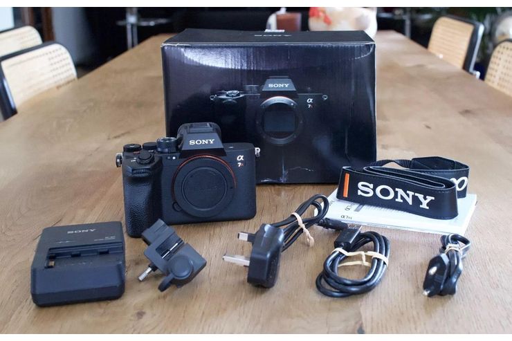 Sony Alpha a7R V 61MP Systemkamera - Digitale Spiegelreflexkameras - Bild 1
