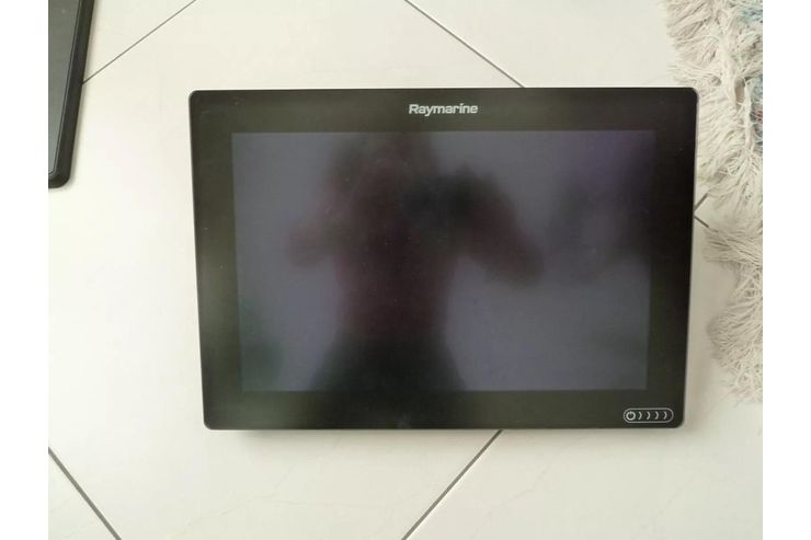 Raymarine KartenplotterAxiom 12 RV - Zubeh�r - Bild 1