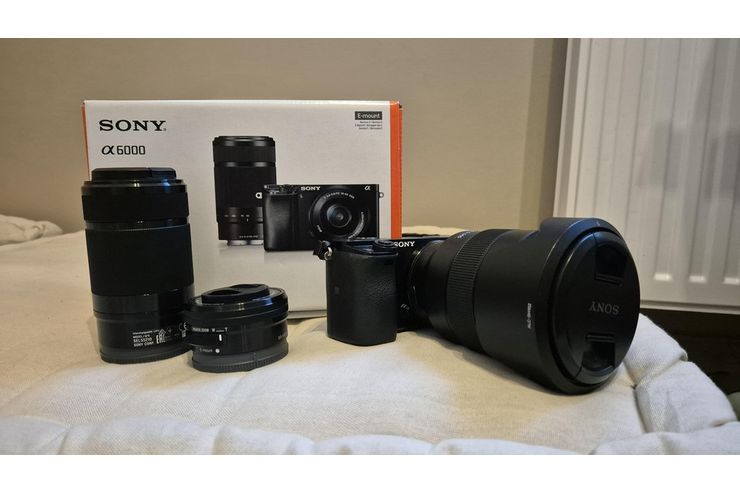 Sony Alpha 6000 komplettes Set - Digitalkameras (Kompaktkameras) - Bild 1