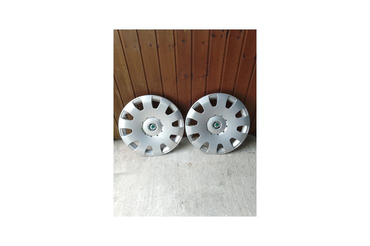 2 Radkappen 15 Zoll Skoda - Kfz-Zubeh�r & Ersatzteile - Bild 1