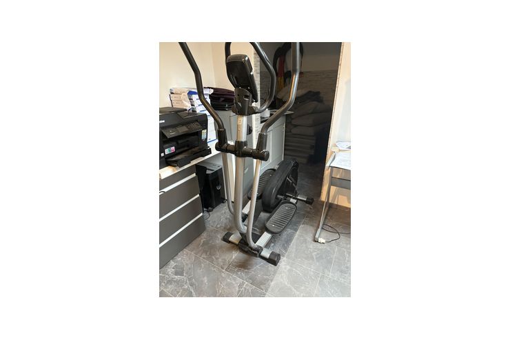 Energeticcs XT 520P Crosstrainer - Crosstrainer - Bild 1