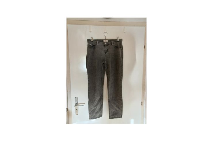 Jeans verkaufen - W29-W31 / 40-42 / M - Bild 1