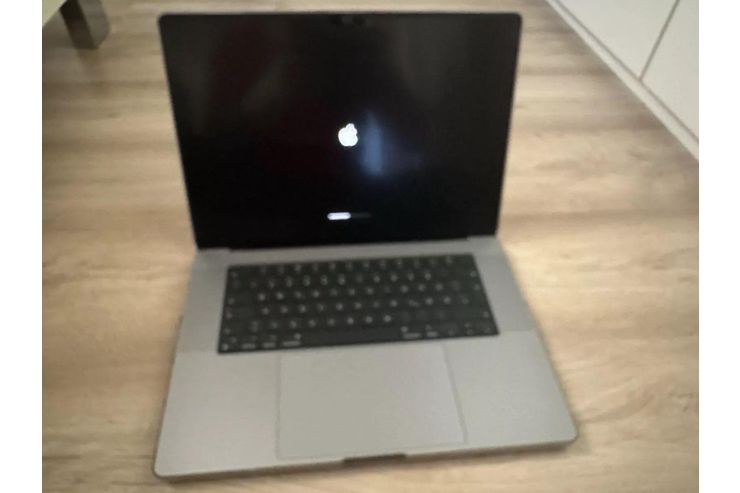 MacBook Pro M2 Max 16 Zoll 96 GB - Notebooks & Netbooks - Bild 1