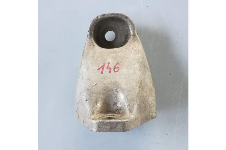 Engine mount Maserati Indy - Motorteile & Zubeh�r - Bild 1