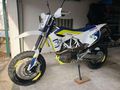 Husqvarna 701 SUPERMOTO - Husqvarna - Bild 1