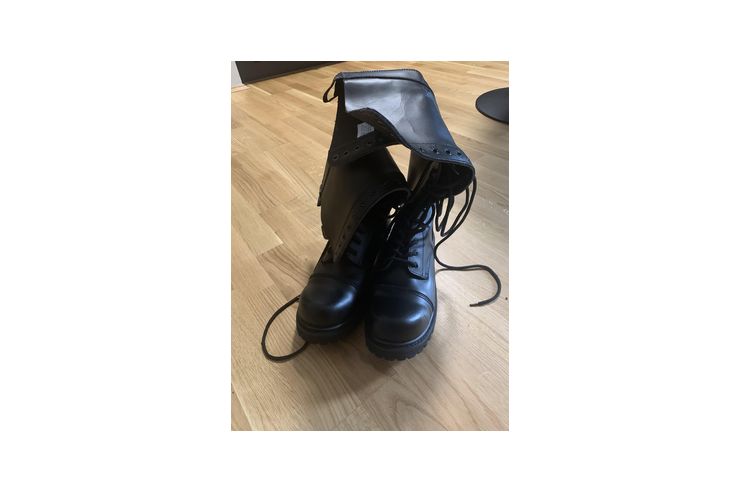 20 Loch TNT Boots Gr��e 48 verkaufen VB - Gr��en > 45 - Bild 1