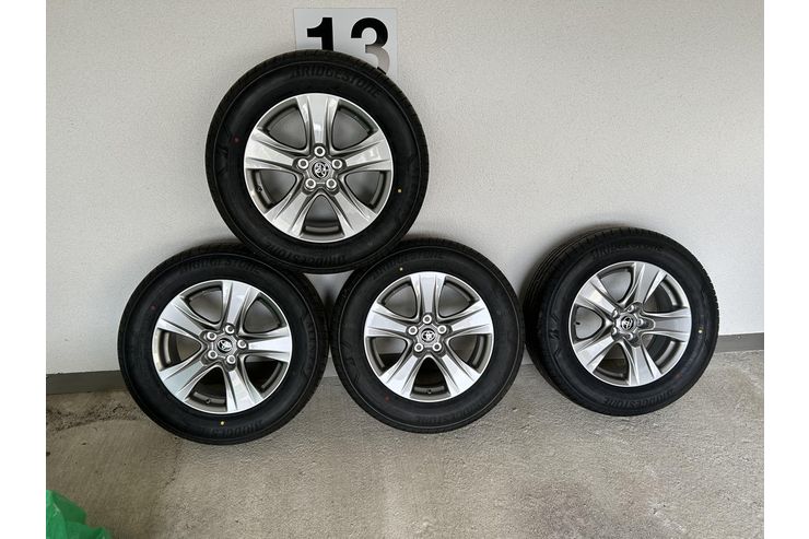 4 Kompletr�der Bridgestone Sommer 225 65 R17 - Sommer-Komplettr�der - Bild 1