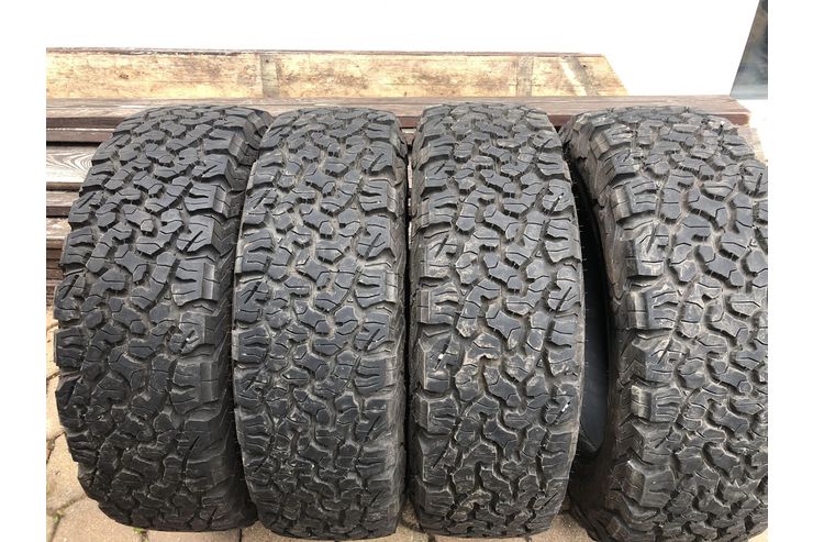 4x BF Goodrich All Terrain 215 65r16 - Kfz-Teile - Bild 1