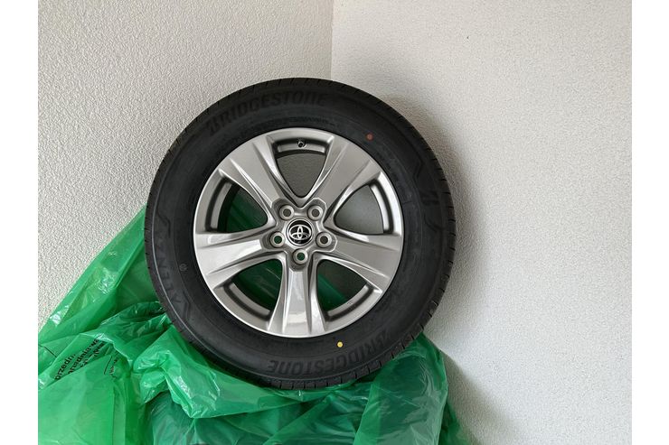 4 Kompletr�der Bridgestone Sommer 225 65 R17 - Nutzfahrzeug Reifen & Felgen - Bild 1