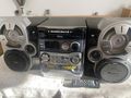 UNTERHLTUNGSELEKTRONIC - Radios, Radiowecker, Weltempf�nger usw. - Bild 8